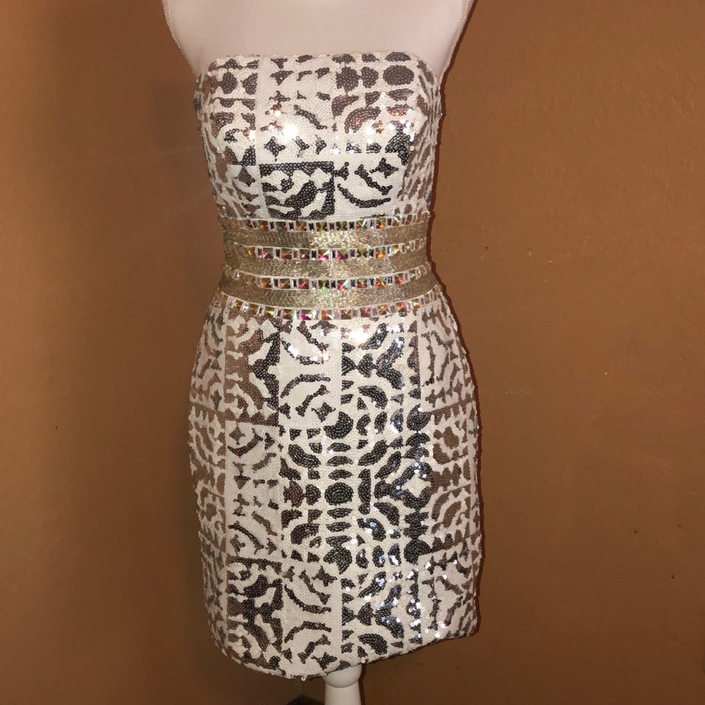Tony Bowls formal mini